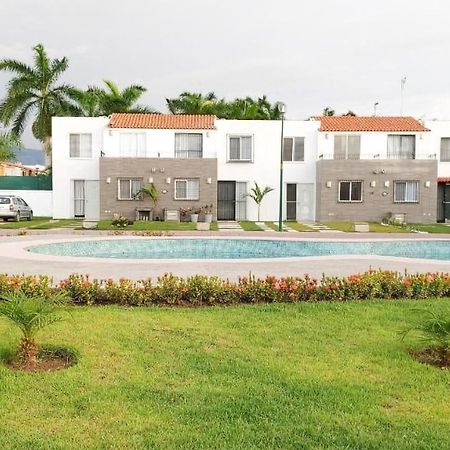 Modern Pool Side, 3 Bdrm House With Parking Βίλα Πουέρτο Βαγιάρτα Εξωτερικό φωτογραφία